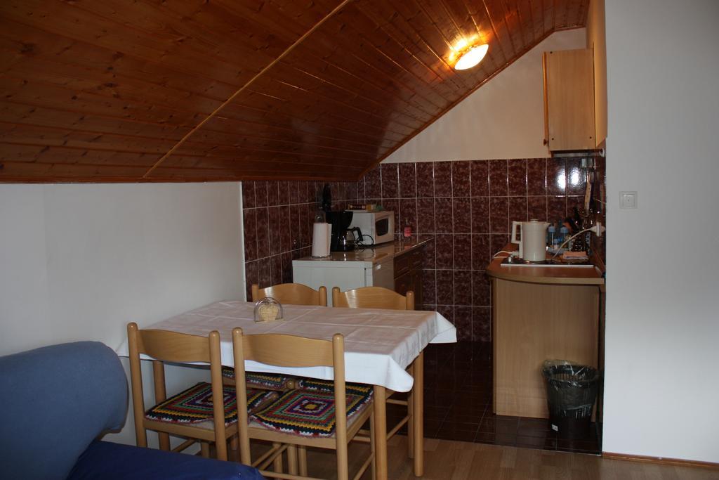 Apartment Jelena Seliste Dreznicko Phòng bức ảnh
